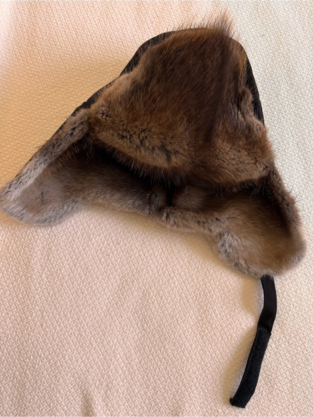 Canadian Forces Yukon Trapper Hat Logistik Unicorp Genuine Muskrat Fur L